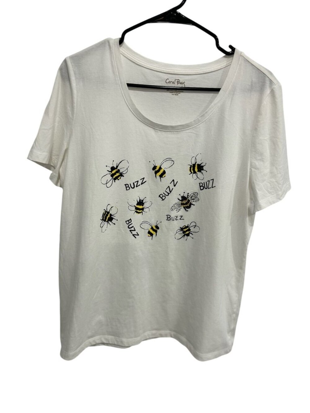 Coral Bay Large White Bee Print Scoop Neck T-Shirt Cottagecore Whimsical